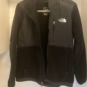 The North Face women’s zip up fleece jacket sz M